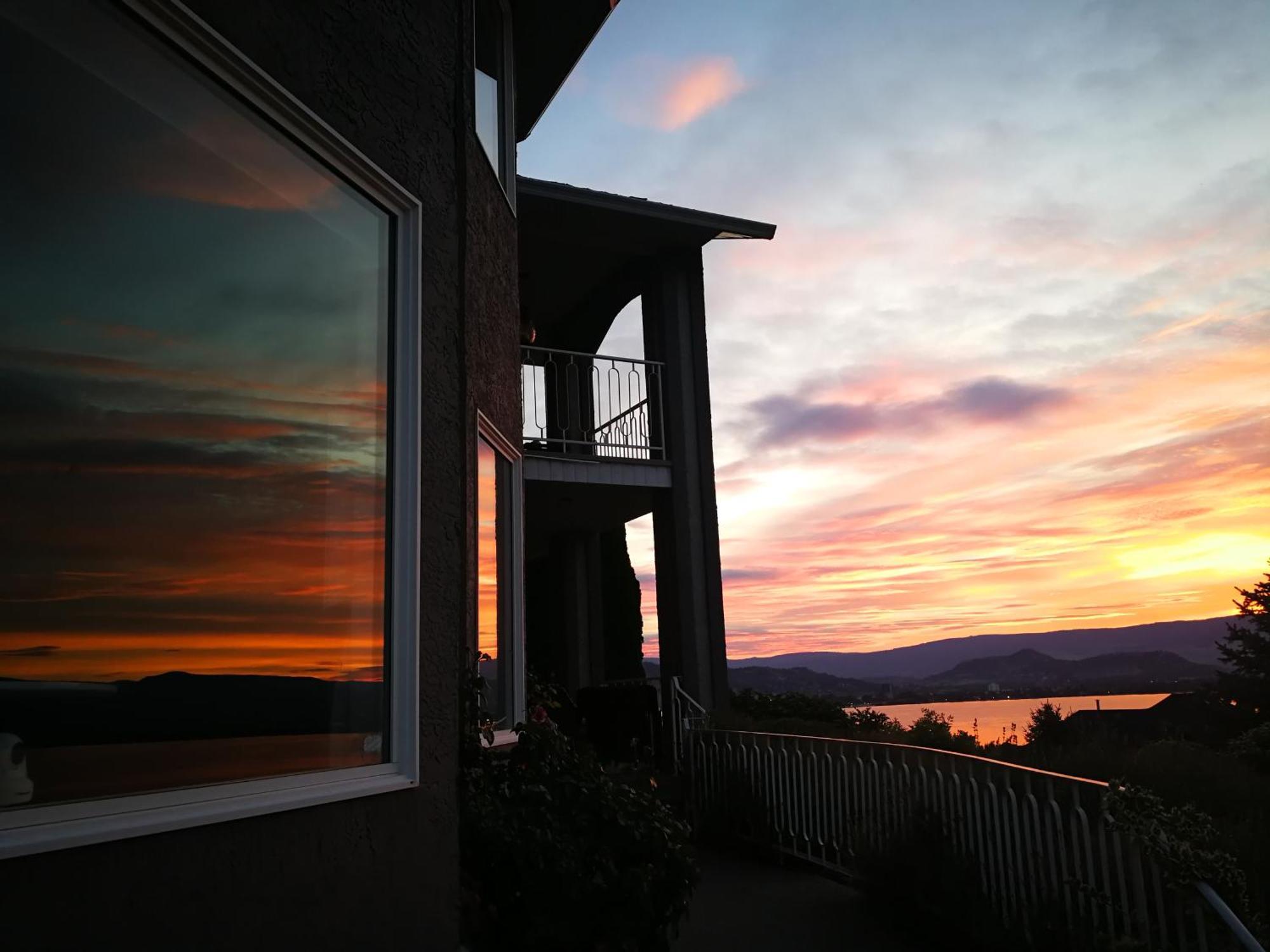 Casa Grande Lakeview House West Kelowna Oda fotoğraf